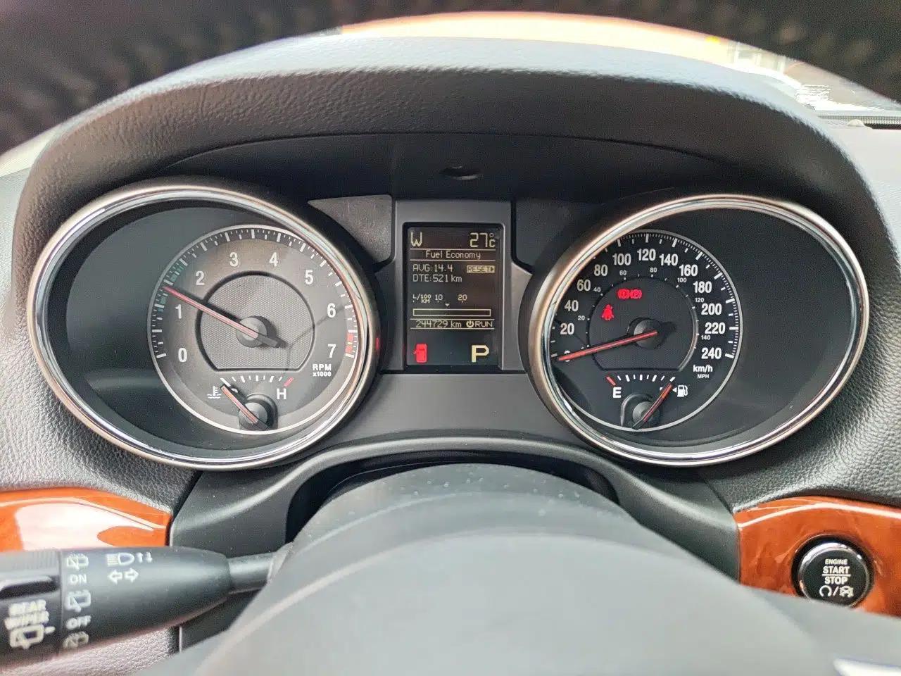 Jeep Grand Cherokee 2012 3.6L Luxury Navigation Edition — миниатюра 11
