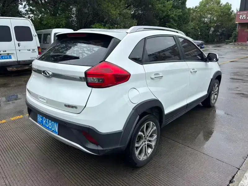 Chery Tiggo 3x 2017 1.5L Manual Fashion Edition — миниатюра 6
