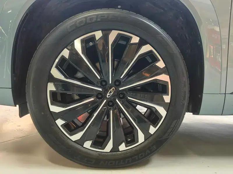 Chery Tiggo 9 2023 2.0T DCT 2WD Luxury Edition 5-seater — миниатюра 20