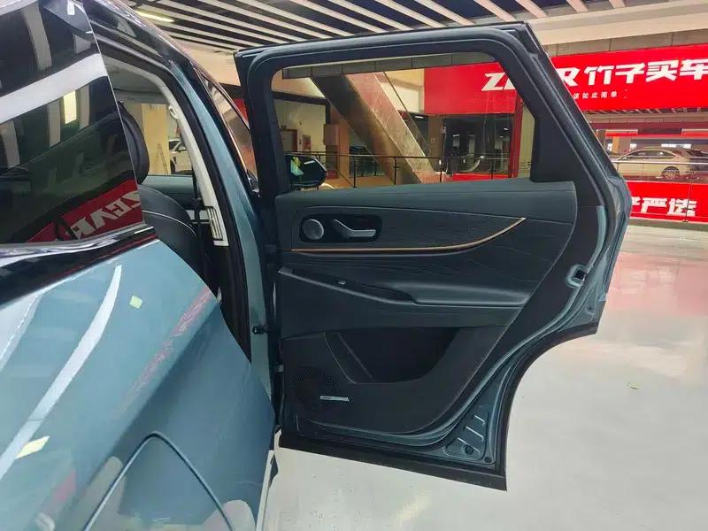 Chery Tiggo 9 2023 2.0T DCT 2WD Luxury Edition 5-seater — миниатюра 24