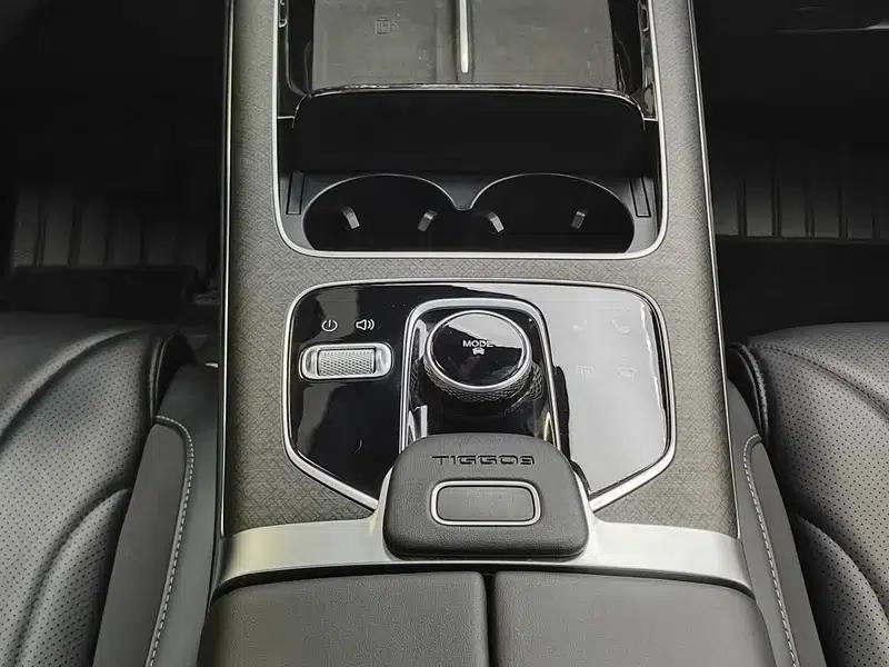 Chery Tiggo 9 2023 2.0T DCT 2WD Luxury Edition 5-seater — миниатюра 25