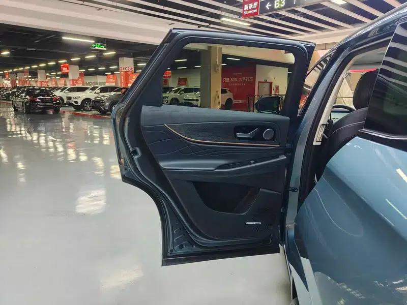 Chery Tiggo 9 2023 2.0T DCT 2WD Luxury Edition 5-seater — миниатюра 38