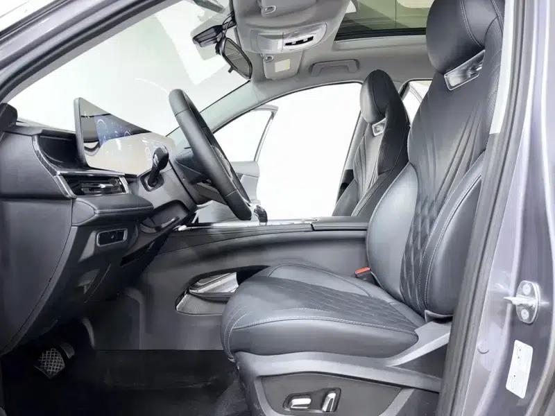 Chery Tiggo 7 PLUS 2023 Champion Edition 1.5TCI CVT Extraordinary Model — миниатюра 22