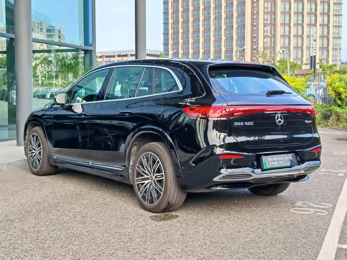 Mercedes-Benz EQS SUV 2023 450 4MATIC Luxury Edition — миниатюра 4