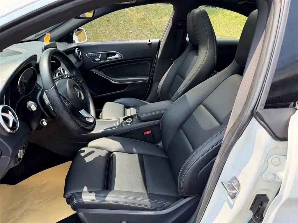 Imported Mercedes-Benz CLA 2018 CLA 200 Fashion Edition — миниатюра 8