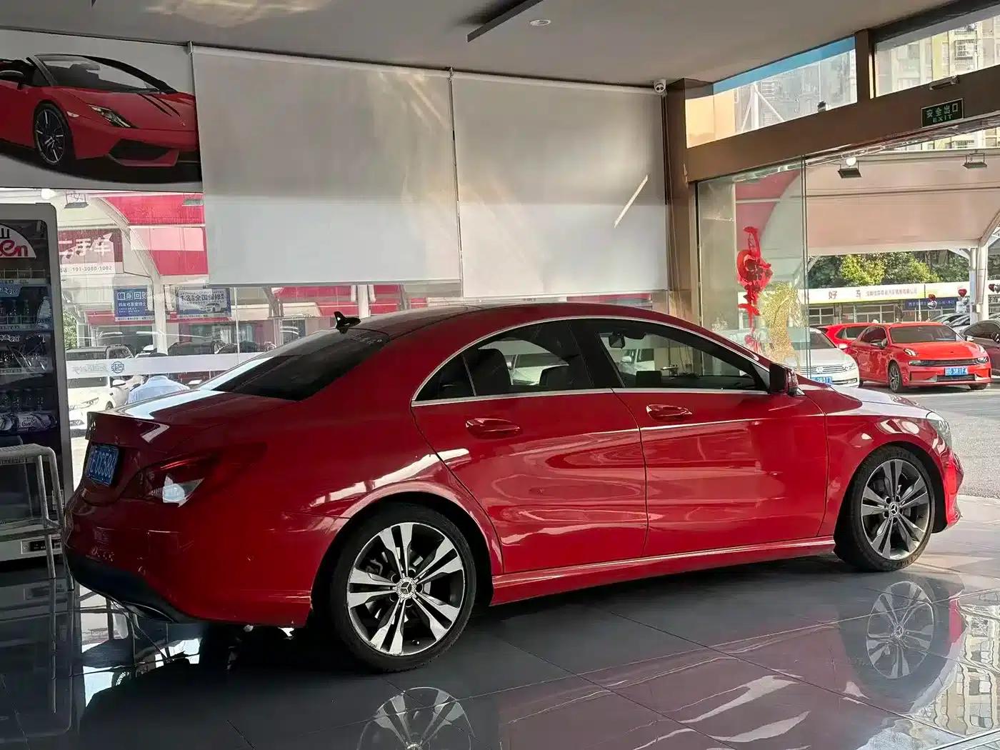 Imported Mercedes-Benz CLA 2018 CLA 200 Dynamic — миниатюра 2