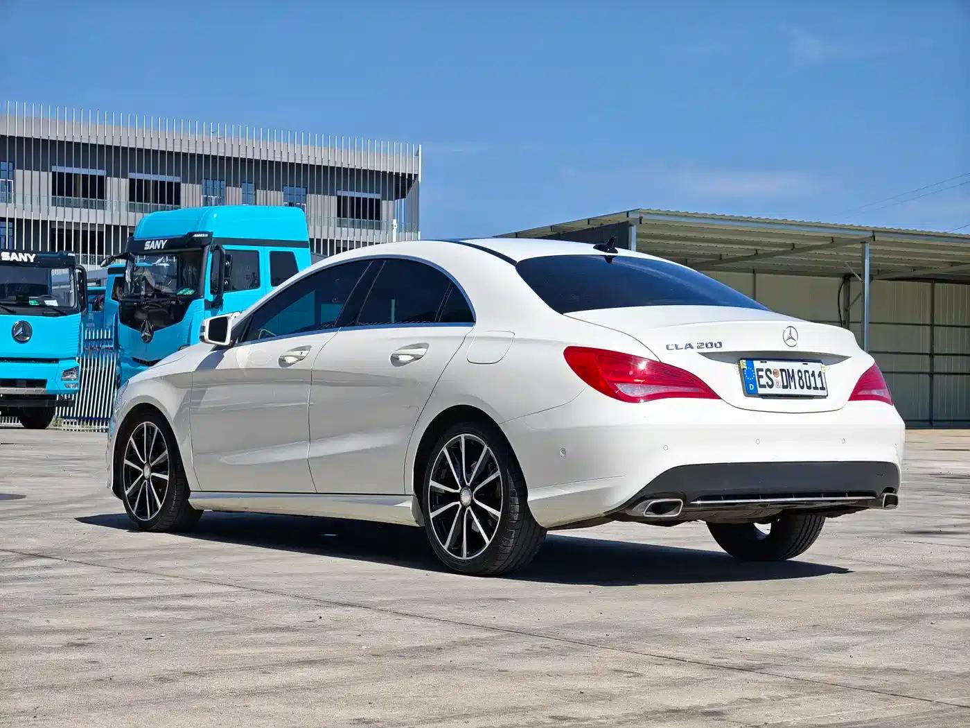 Imported Mercedes-Benz CLA 2015 model CLA 200 — миниатюра 11