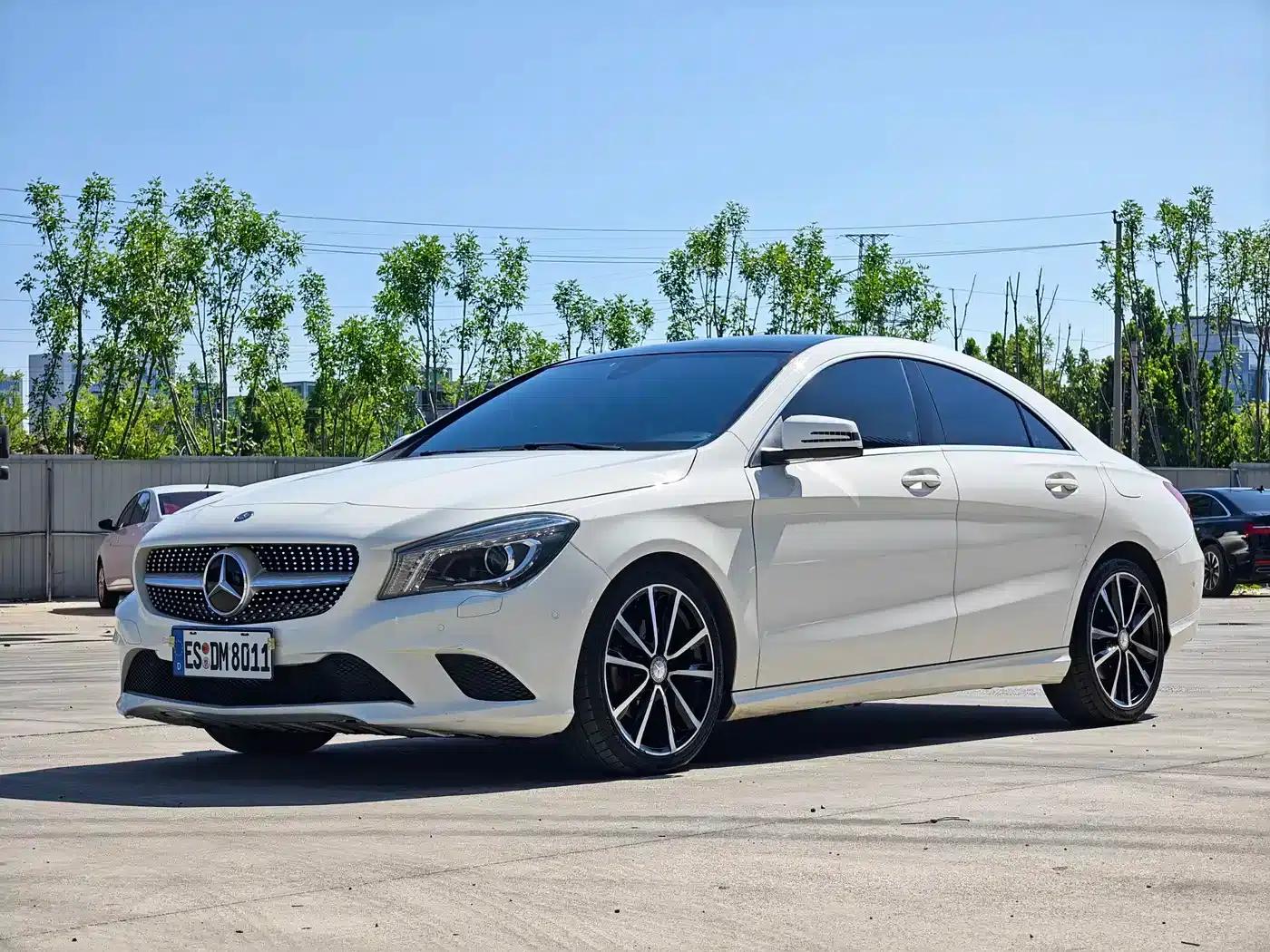 Imported Mercedes-Benz CLA 2015 model CLA 200 — миниатюра 3