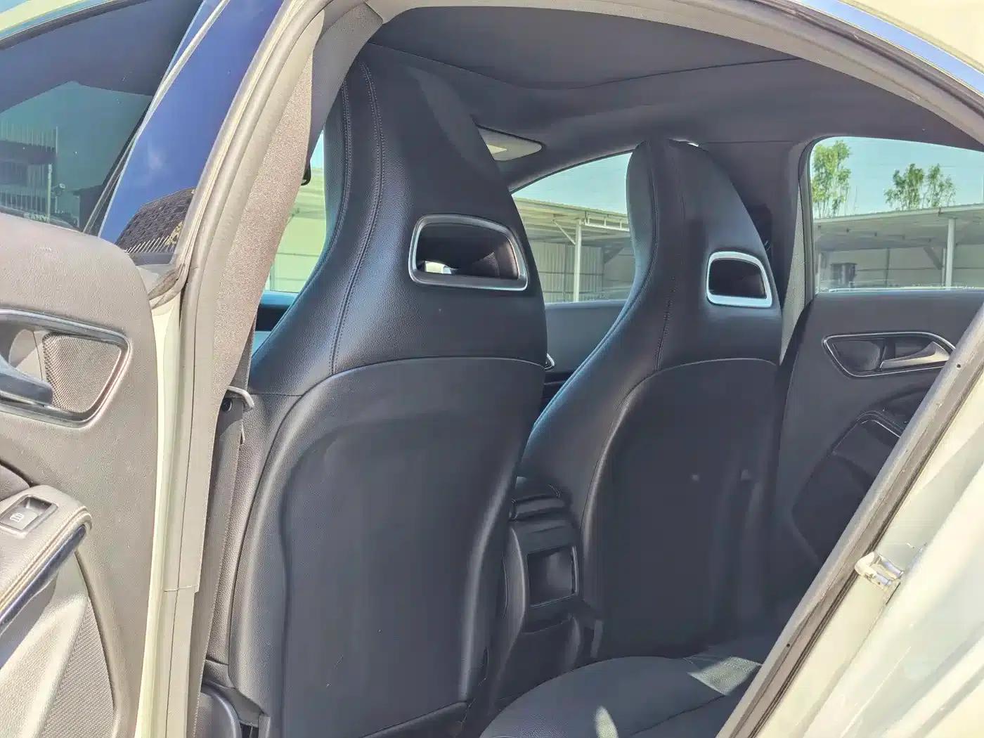 Imported Mercedes-Benz CLA 2015 model CLA 200 — миниатюра 7