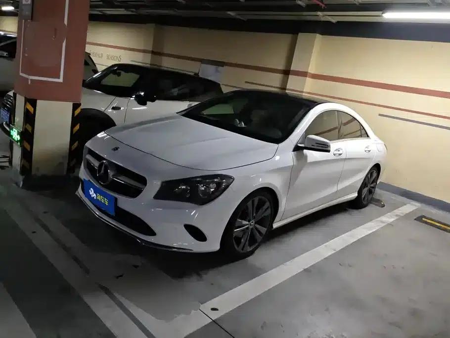 Imported Mercedes-Benz CLA 2018 CLA 200 Dynamic — миниатюра 1