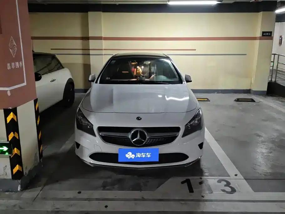 Imported Mercedes-Benz CLA 2018 CLA 200 Dynamic — миниатюра 2