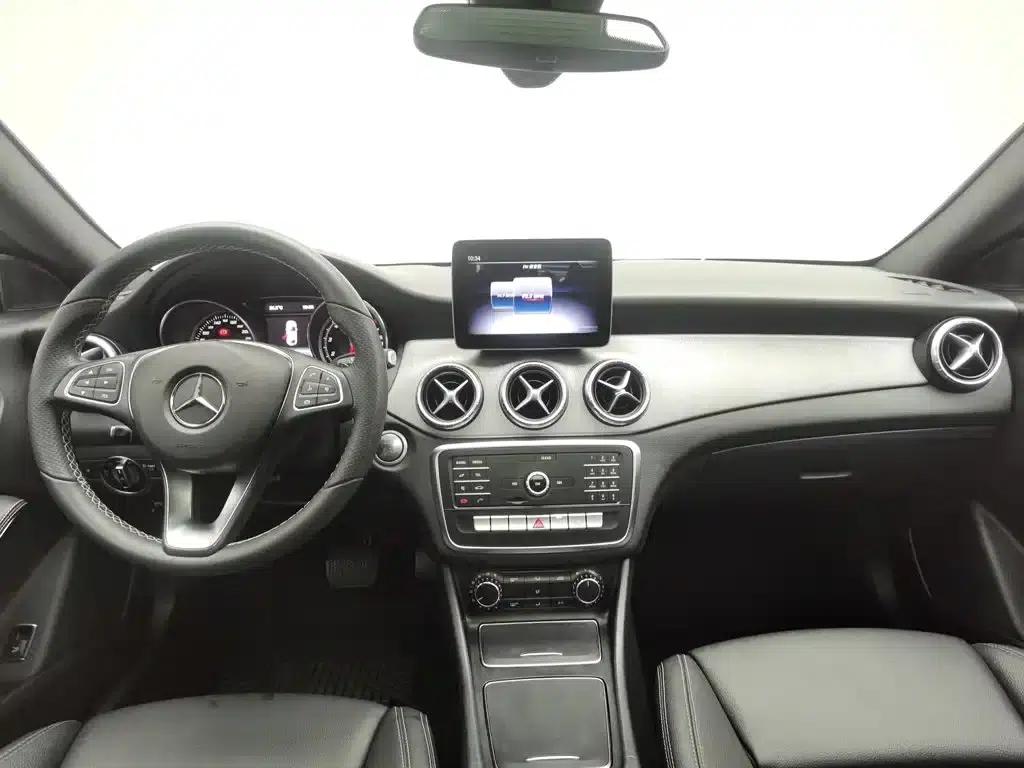 Mercedes-Benz CLA (Imported) 2018 CLA 200 Dynamic — миниатюра 5