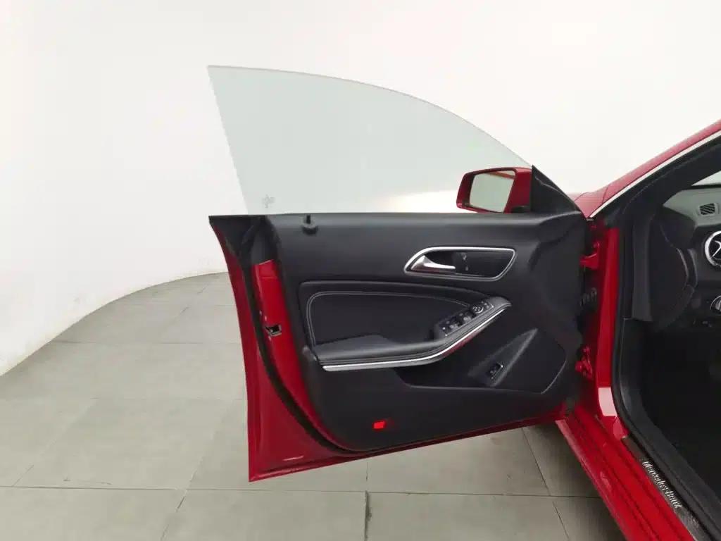 Mercedes-Benz CLA (Imported) 2018 CLA 200 Dynamic — миниатюра 8