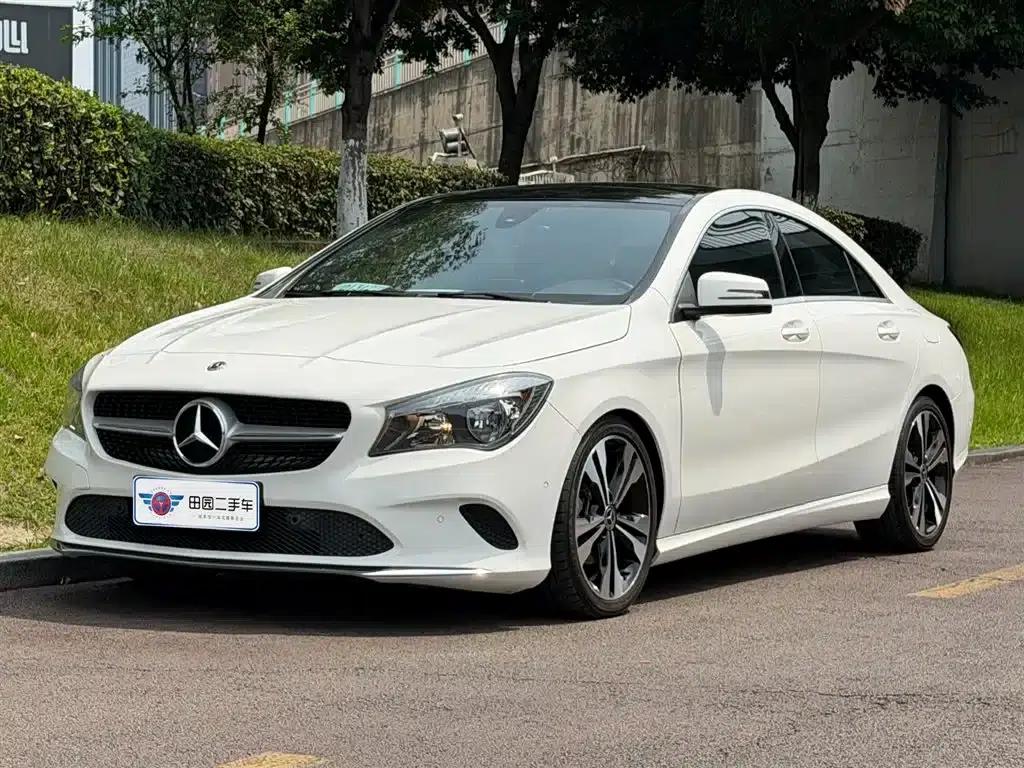Imported Mercedes-Benz CLA 2018 CLA 200 Dynamic — миниатюра 1
