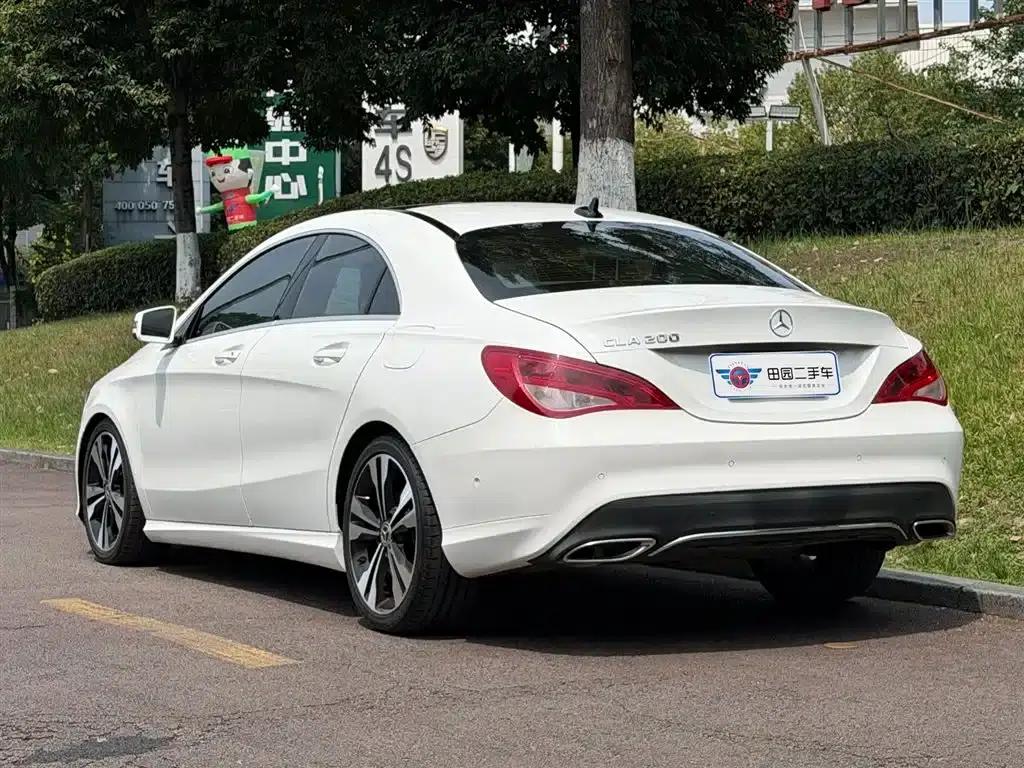 Imported Mercedes-Benz CLA 2018 CLA 200 Dynamic — миниатюра 4