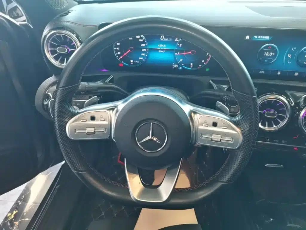 Mercedes-Benz CLA (Imported) 2022 Facelift CLA 200 — миниатюра 11