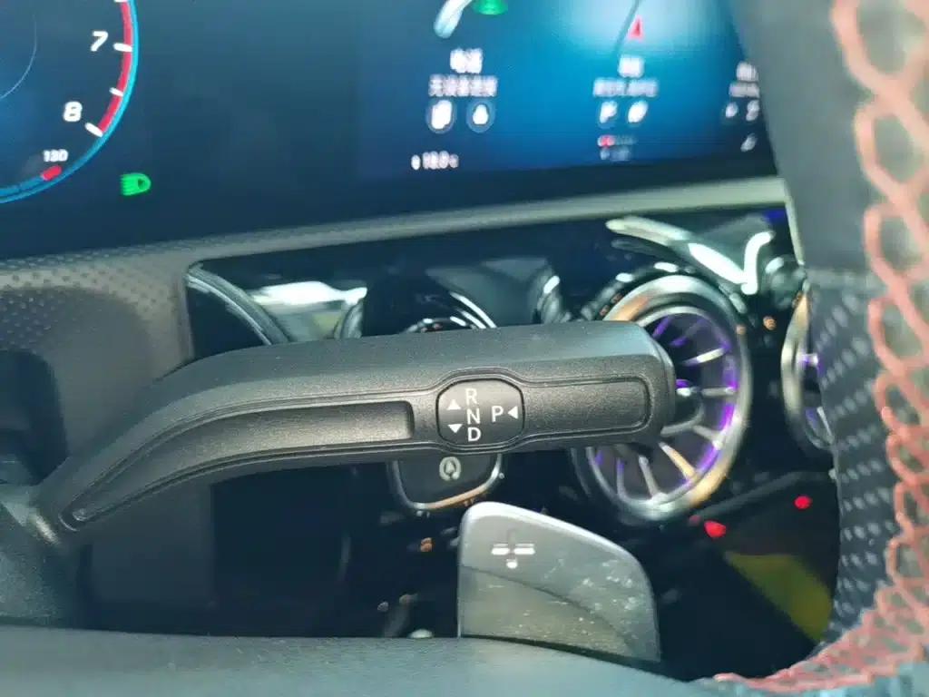 Mercedes-Benz CLA (Imported) 2022 Facelift CLA 200 — миниатюра 14