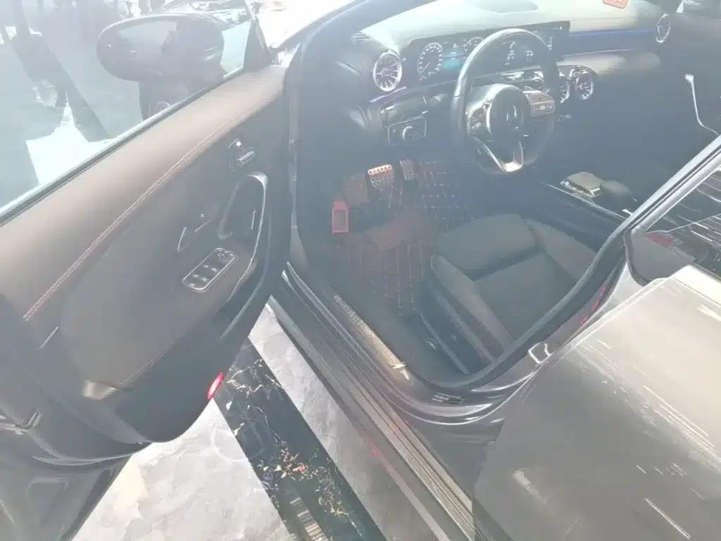 Mercedes-Benz CLA (Imported) 2022 Facelift CLA 200 — миниатюра 16