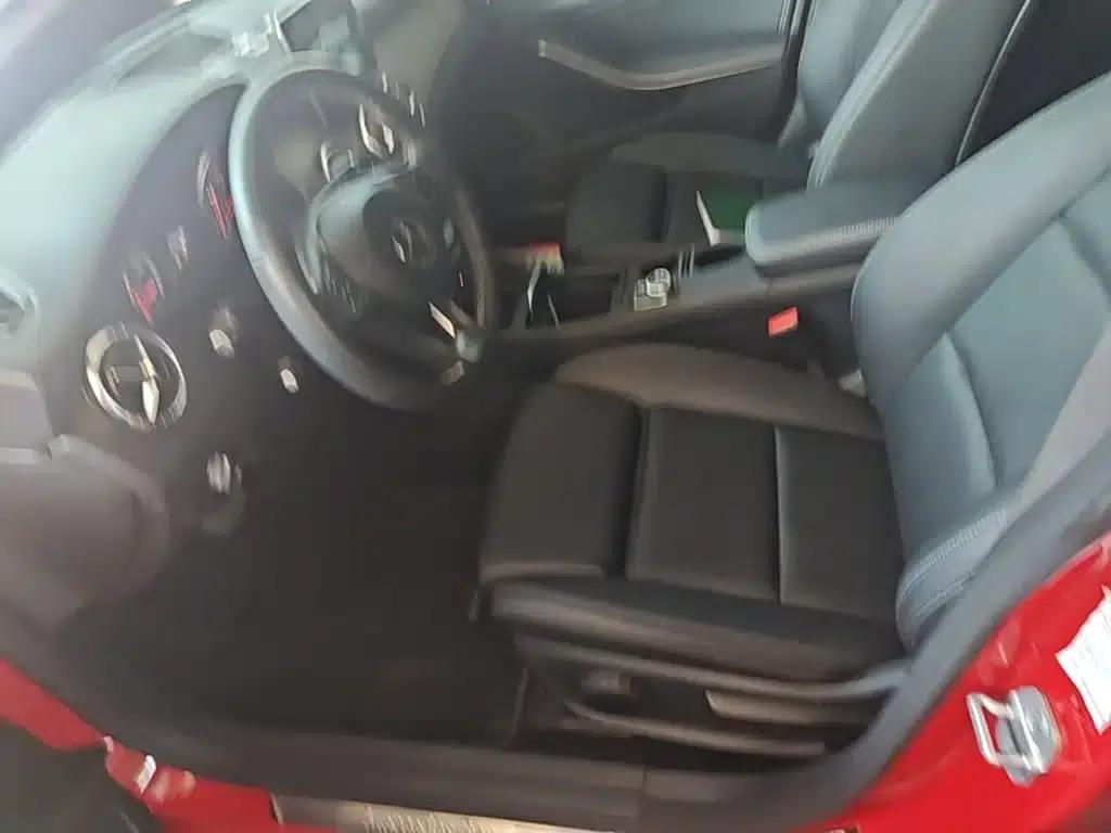 Imported Mercedes-Benz CLA 2016 Facelift CLA 200 Dynamic — миниатюра 15