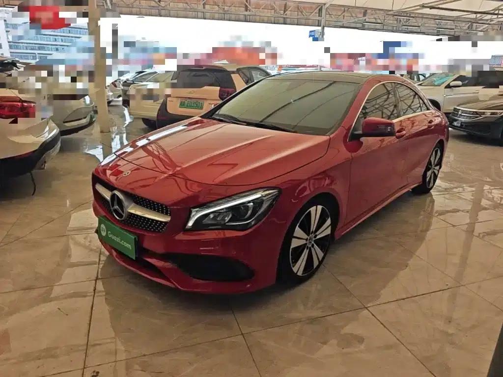 Imported Mercedes-Benz CLA 2018 CLA 200 Fashion Edition — миниатюра 1