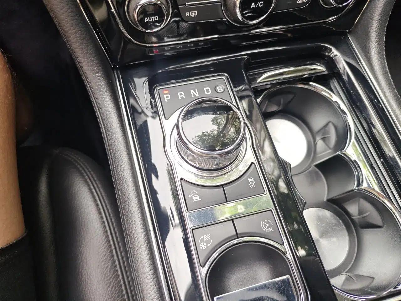 Jaguar XJ 2016 XJL 3.0 SC Two-Wheel-Drive Elegant Business Edition — миниатюра 14