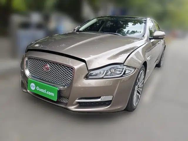 Jaguar XJ 2016 XJL 3.0 SC Two-Wheel-Drive Elegant Business Edition