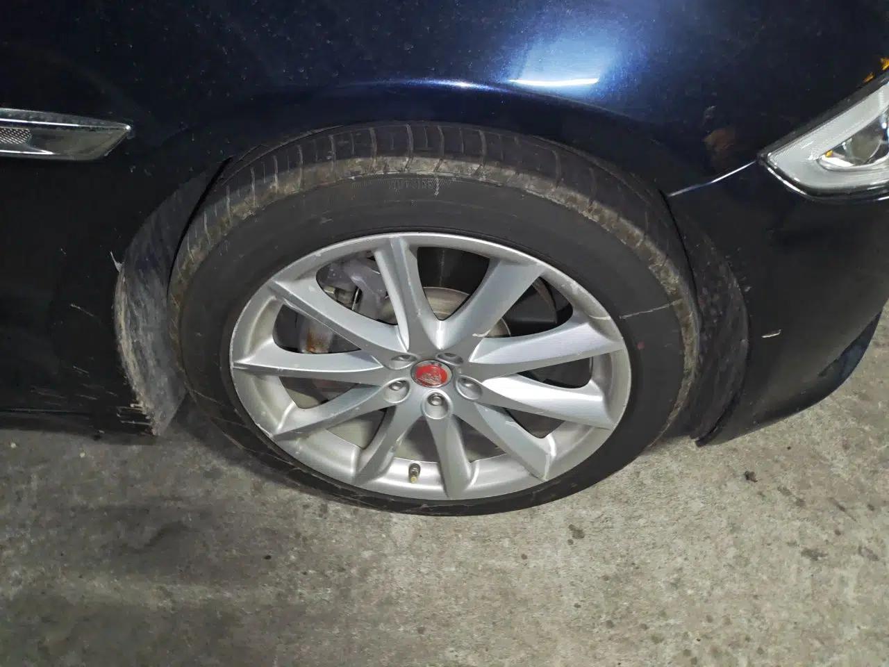 Jaguar XJ 2014 XJL 3.0 SC Four-Wheel Drive Panoramic Business Edition — миниатюра 8