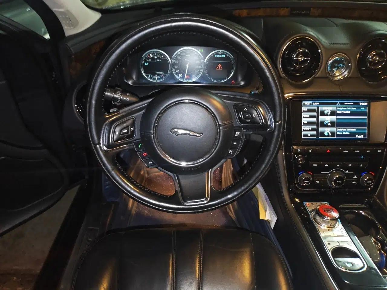 Jaguar XJ 2014 XJL 3.0 SC Four-Wheel Drive Panoramic Business Edition — миниатюра 10