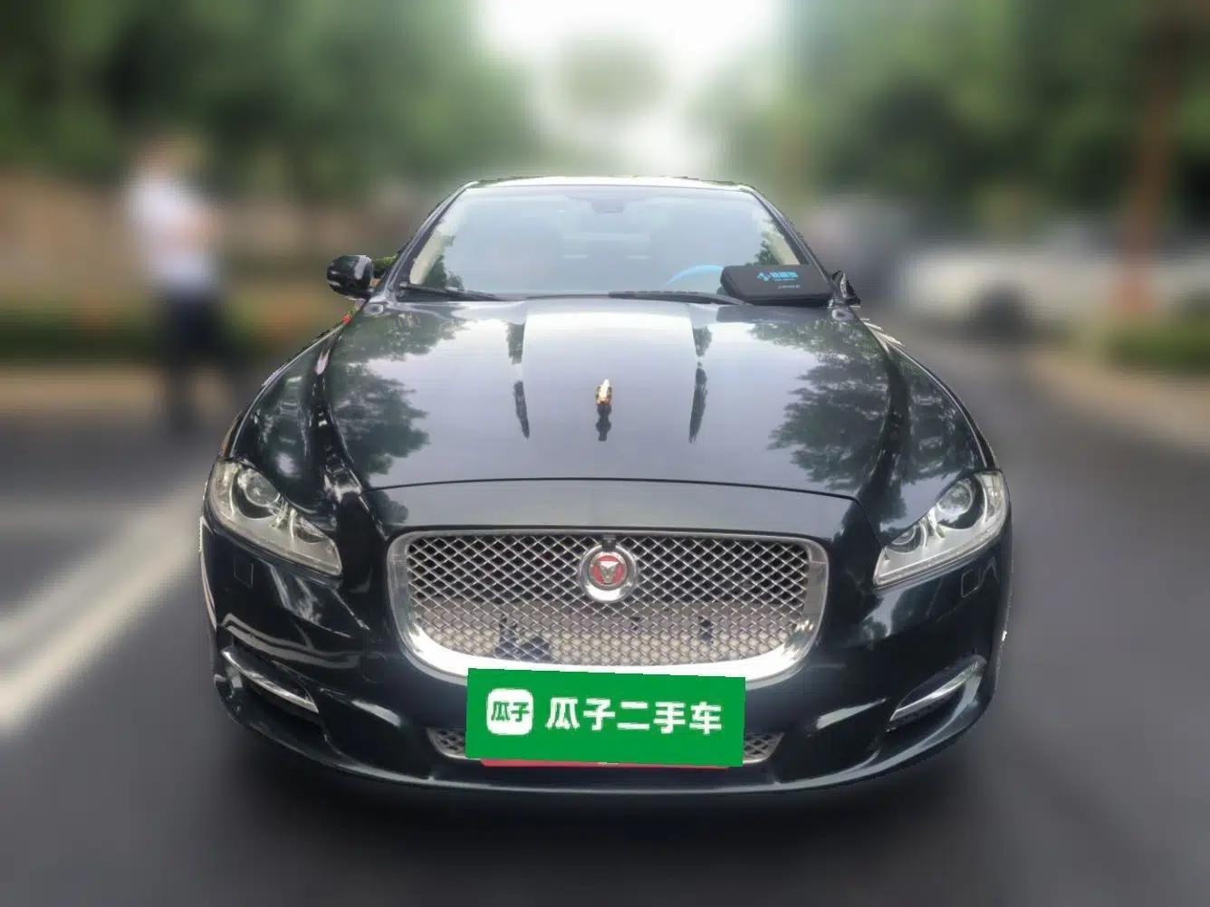 Jaguar XJ 2014 XJL 2.0T Two-Wheel-Drive Elegant Business Edition — миниатюра 2