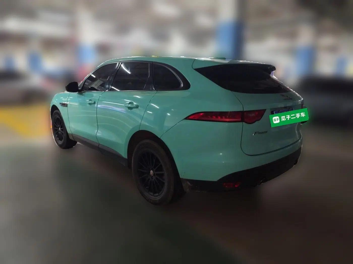 Jaguar F-PACE 2016 2.0T Two-Wheel Drive Urban Luxury Edition — миниатюра 4