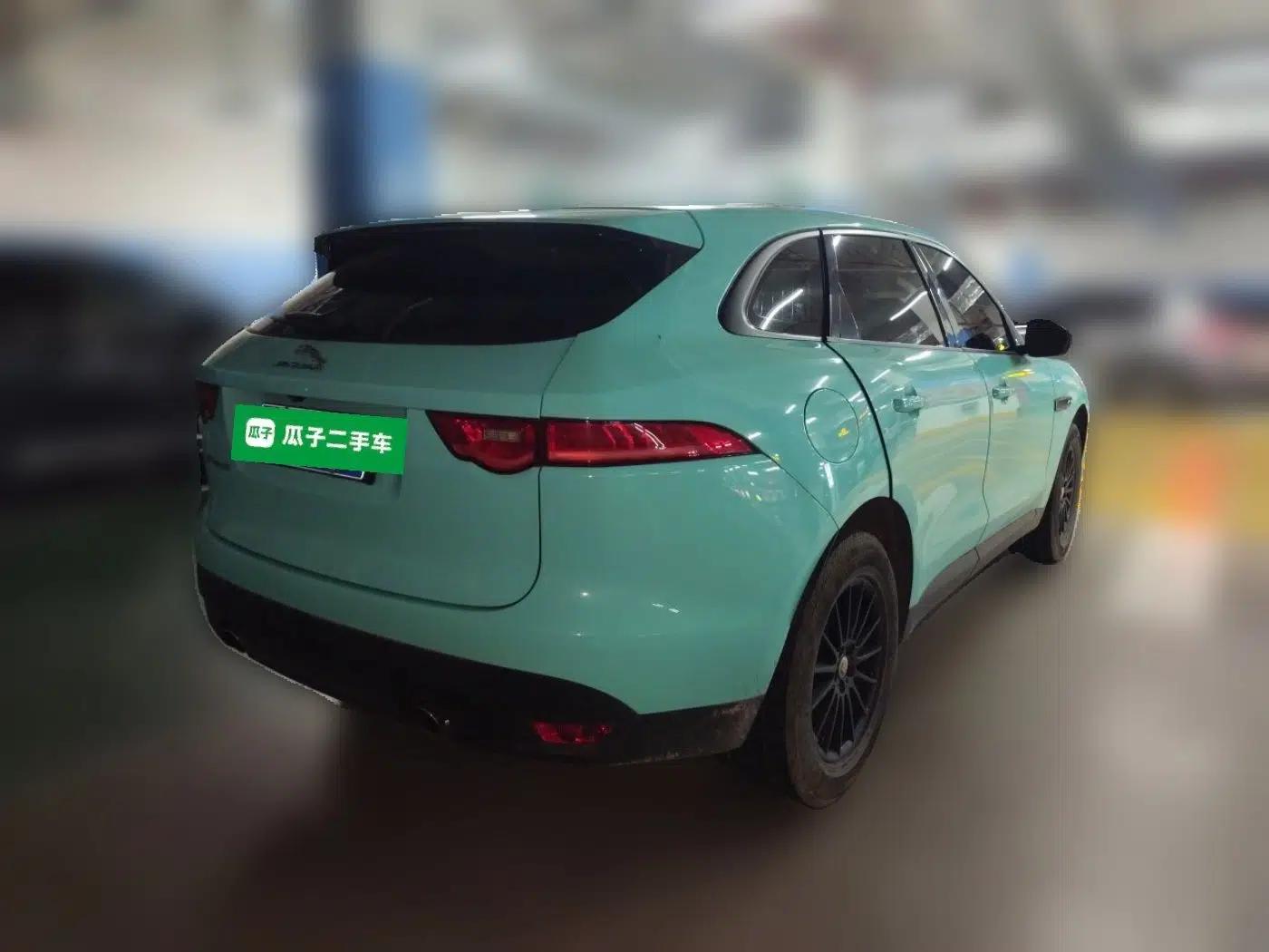 Jaguar F-PACE 2016 2.0T Two-Wheel Drive Urban Luxury Edition — миниатюра 6
