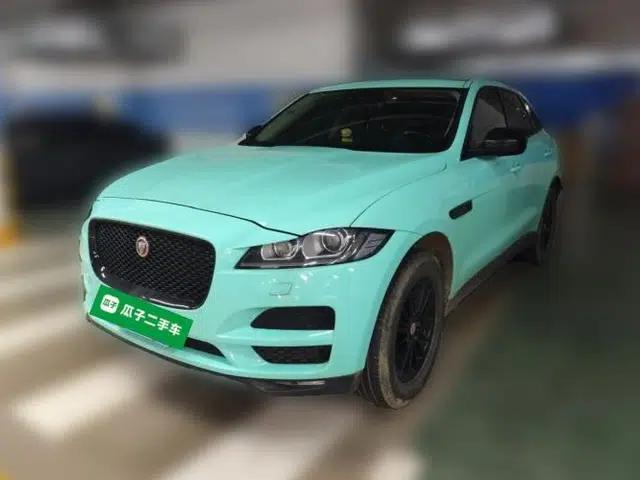 Jaguar F-PACE 2016 2.0T Two-Wheel Drive Urban Luxury Edition