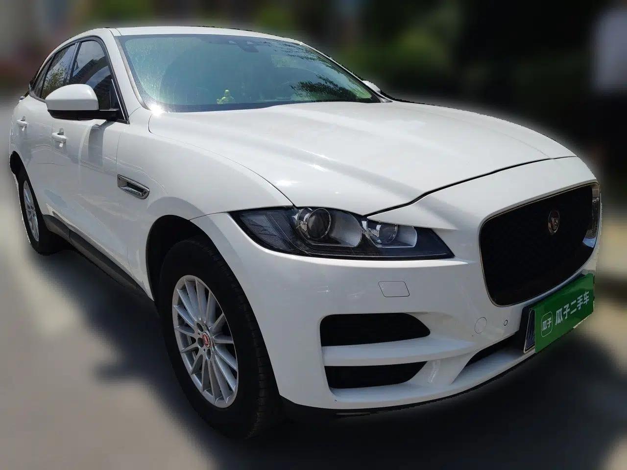 Jaguar F-PACE 2016 2.0T Two-Wheel Drive Urban Luxury Edition — миниатюра 3