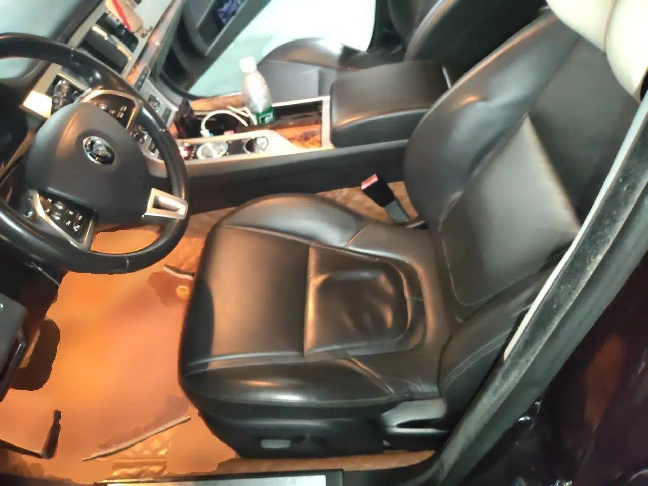 Jaguar XF 2014 XF 2.0T Luxury Edition — миниатюра 15
