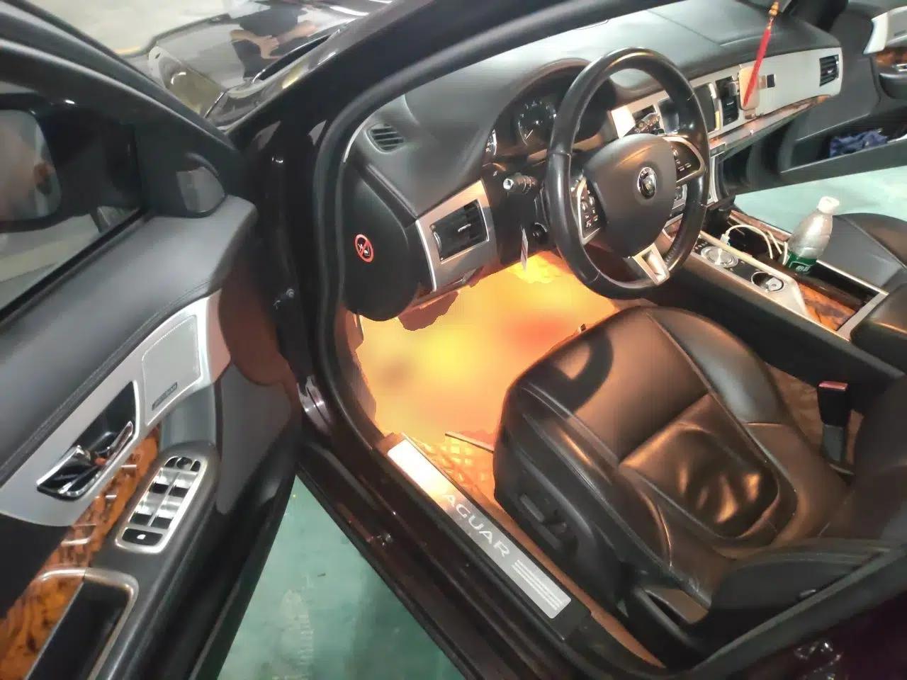 Jaguar XF 2014 XF 2.0T Luxury Edition — миниатюра 16