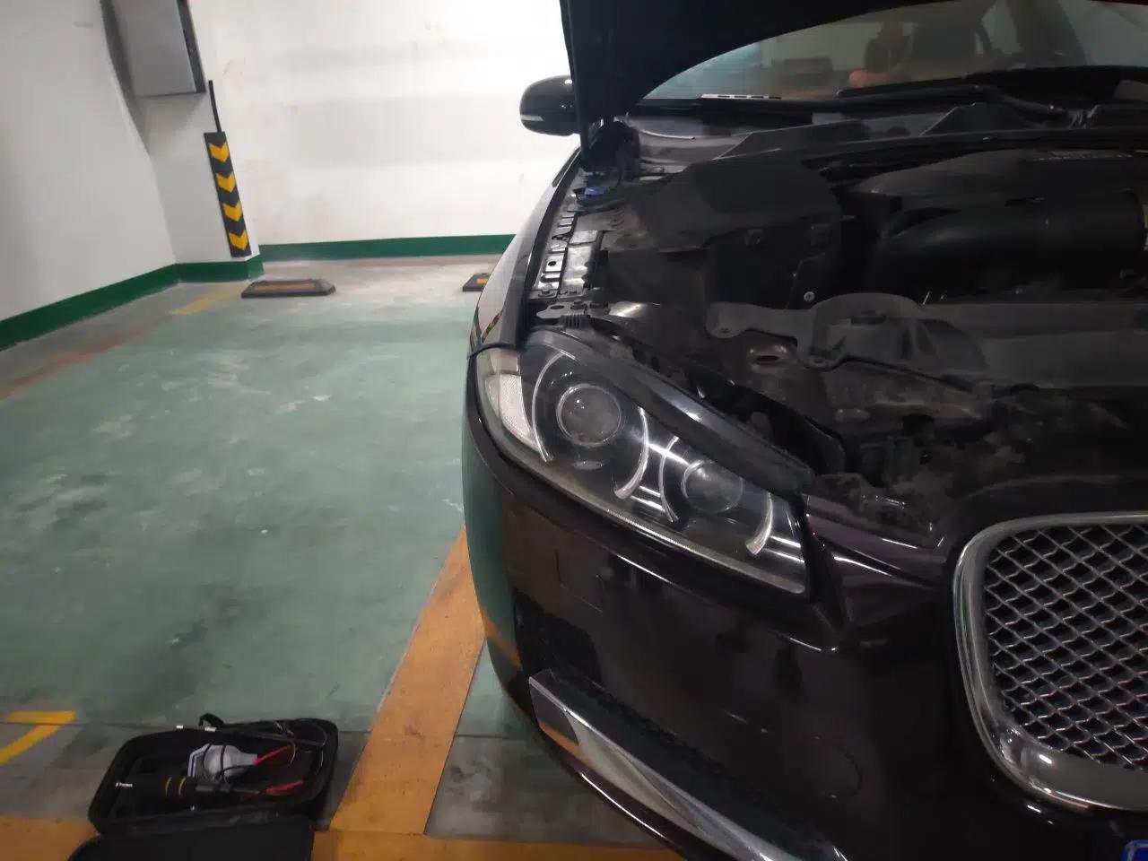 Jaguar XF 2014 XF 2.0T Luxury Edition — миниатюра 7