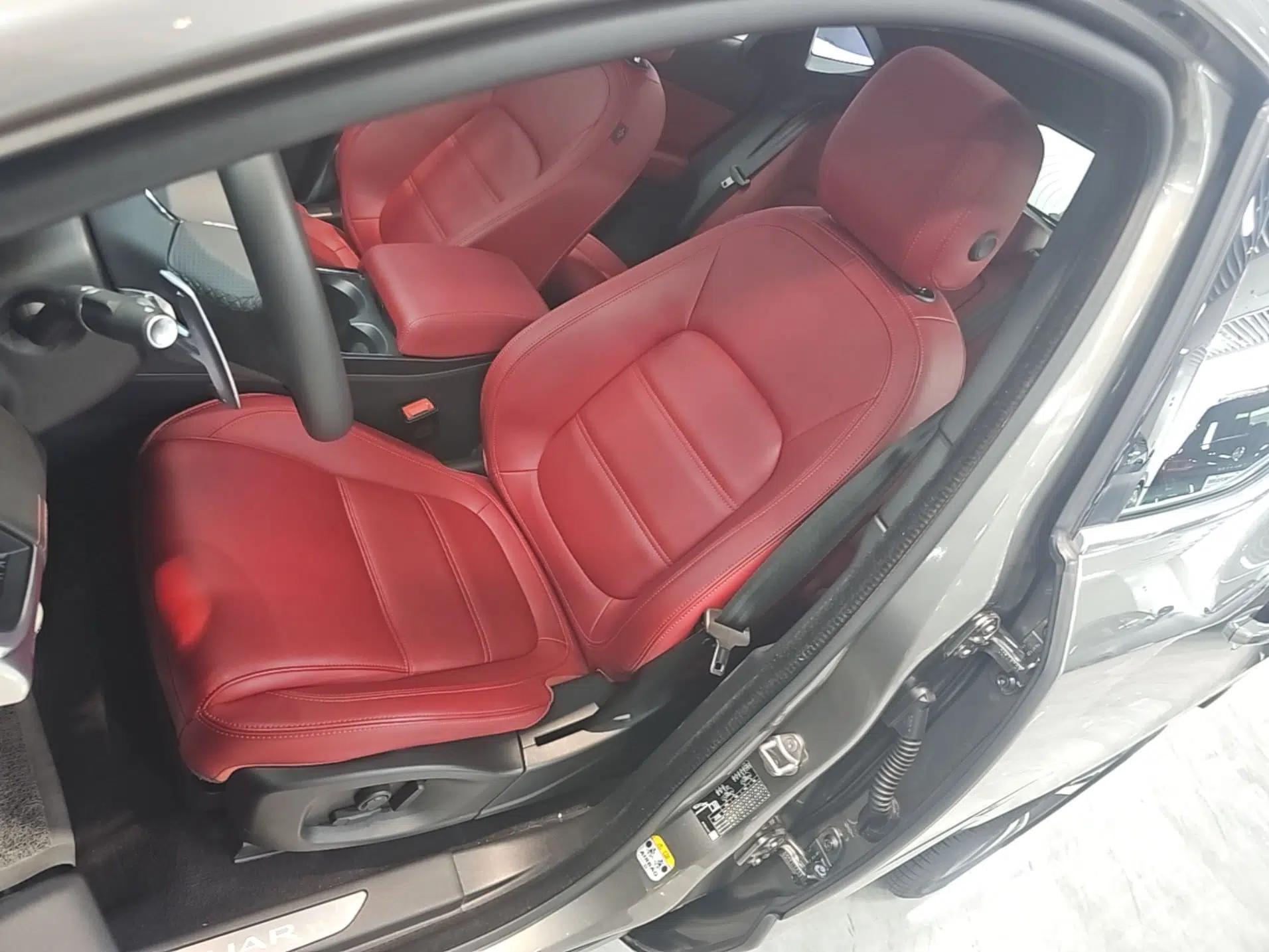 Jaguar E-PACE 2024 All-New R-DYNAMIC S Sport Edition — миниатюра 17