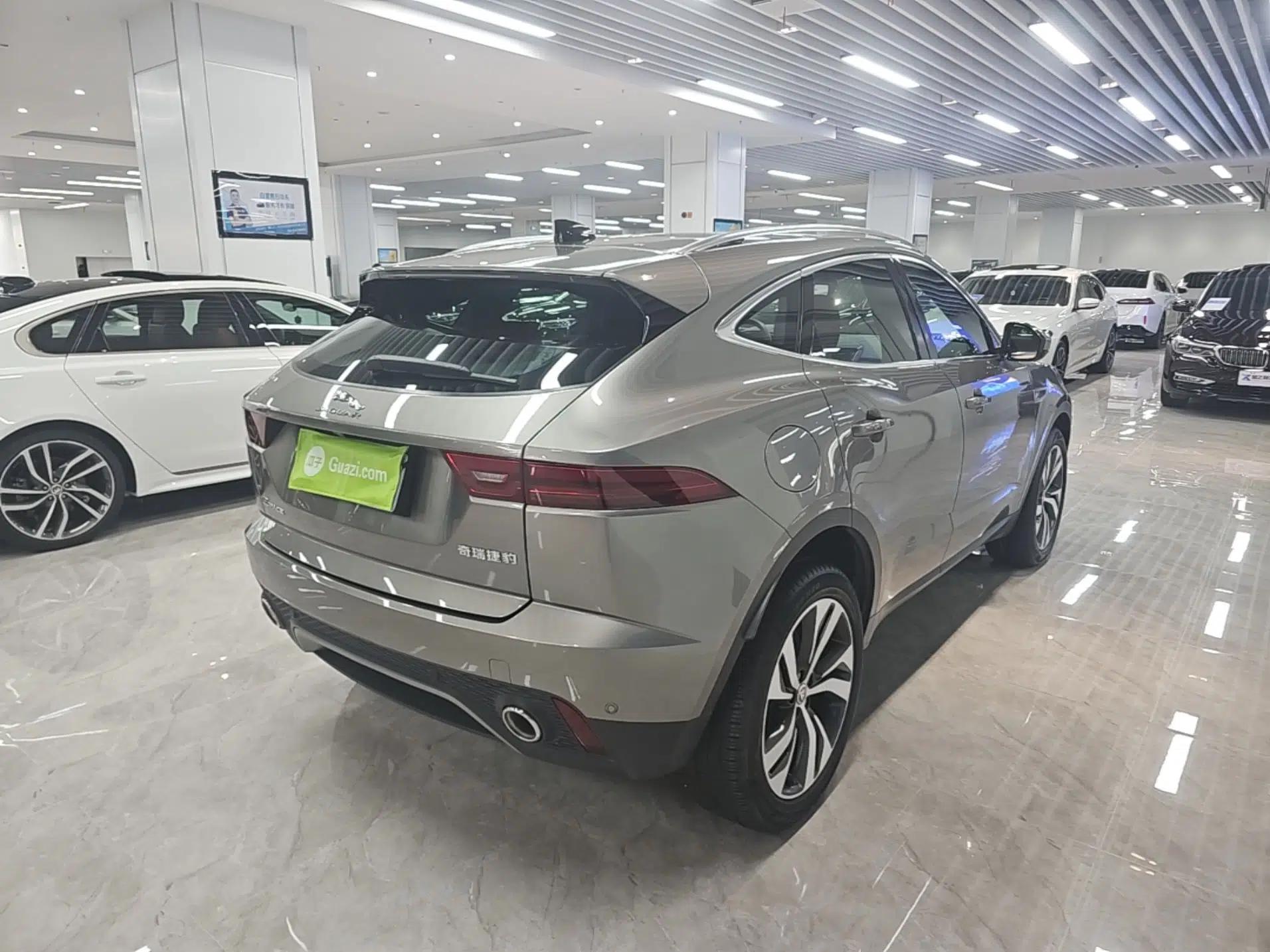 Jaguar E-PACE 2024 All-New R-DYNAMIC S Sport Edition — миниатюра 6
