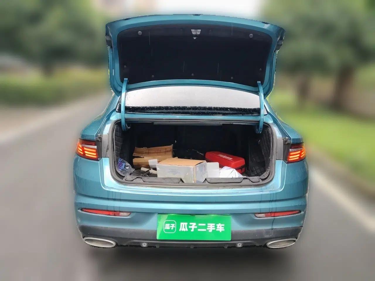 Geely Auto Preface 2021 2.0TD Designer's Recommended Edition — миниатюра 16