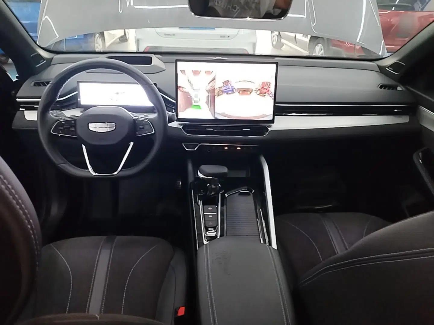 Geely Auto Preface 2025 Dongfang Yao 2.0TD Moonlight Edition — миниатюра 12