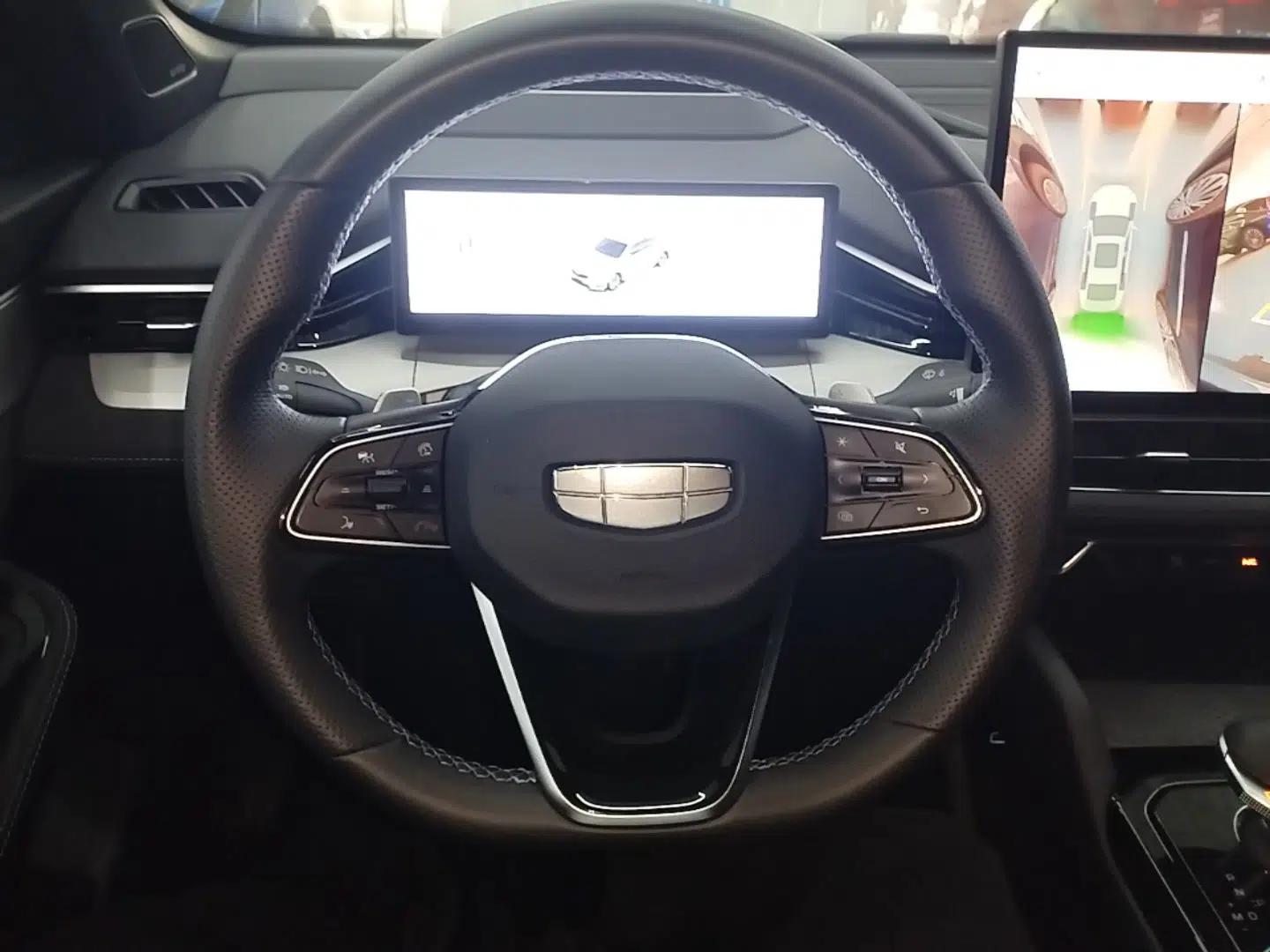 Geely Auto Preface 2025 Dongfang Yao 2.0TD Moonlight Edition — миниатюра 13