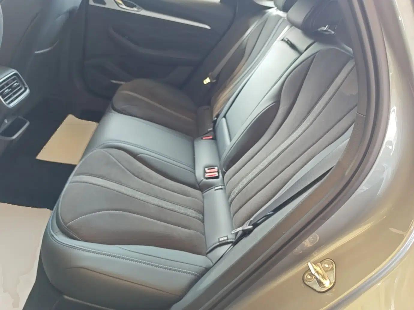 Geely Auto Preface 2026 Model Oriental Yao 2.0TD Wangyue Edition — миниатюра 20