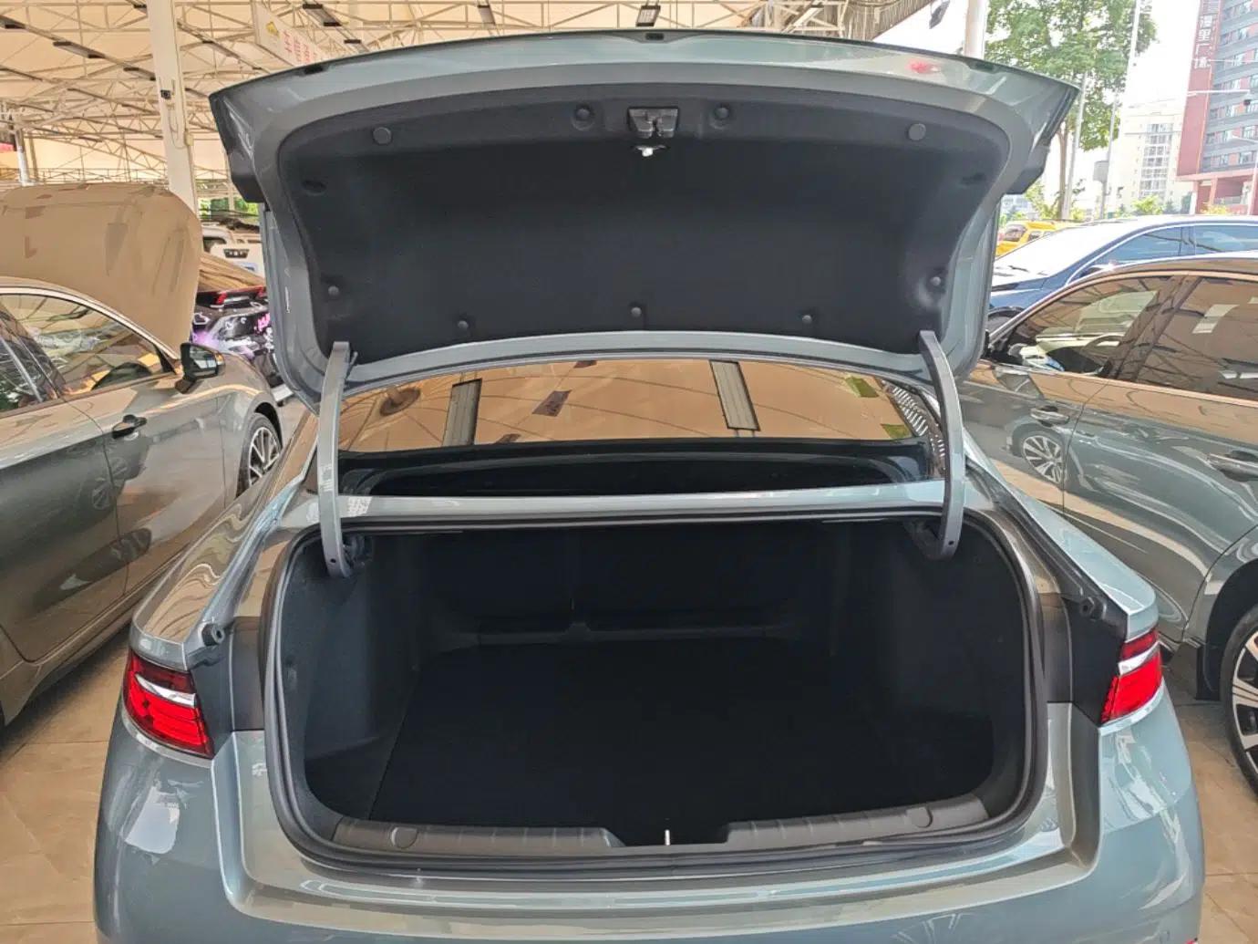 Geely Auto Preface 2026 Model Oriental Yao 2.0TD Wangyue Edition — миниатюра 22
