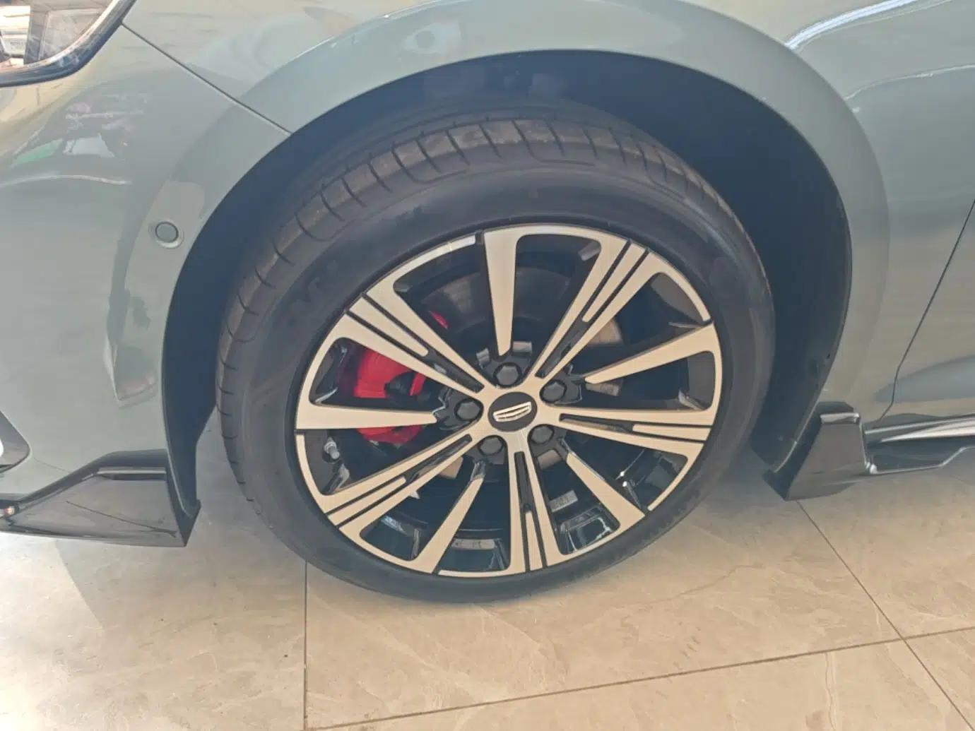 Geely Auto Preface 2026 Model Oriental Yao 2.0TD Wangyue Edition — миниатюра 10