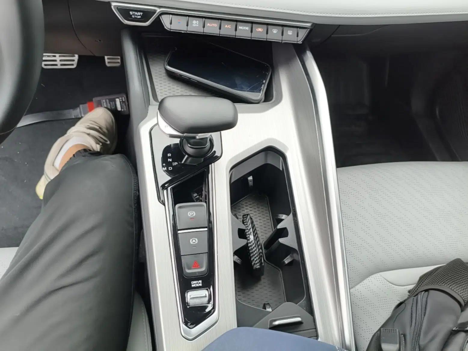 Geely Auto Preface 2021 Revised Version 2.0TD Luxury Edition — миниатюра 16