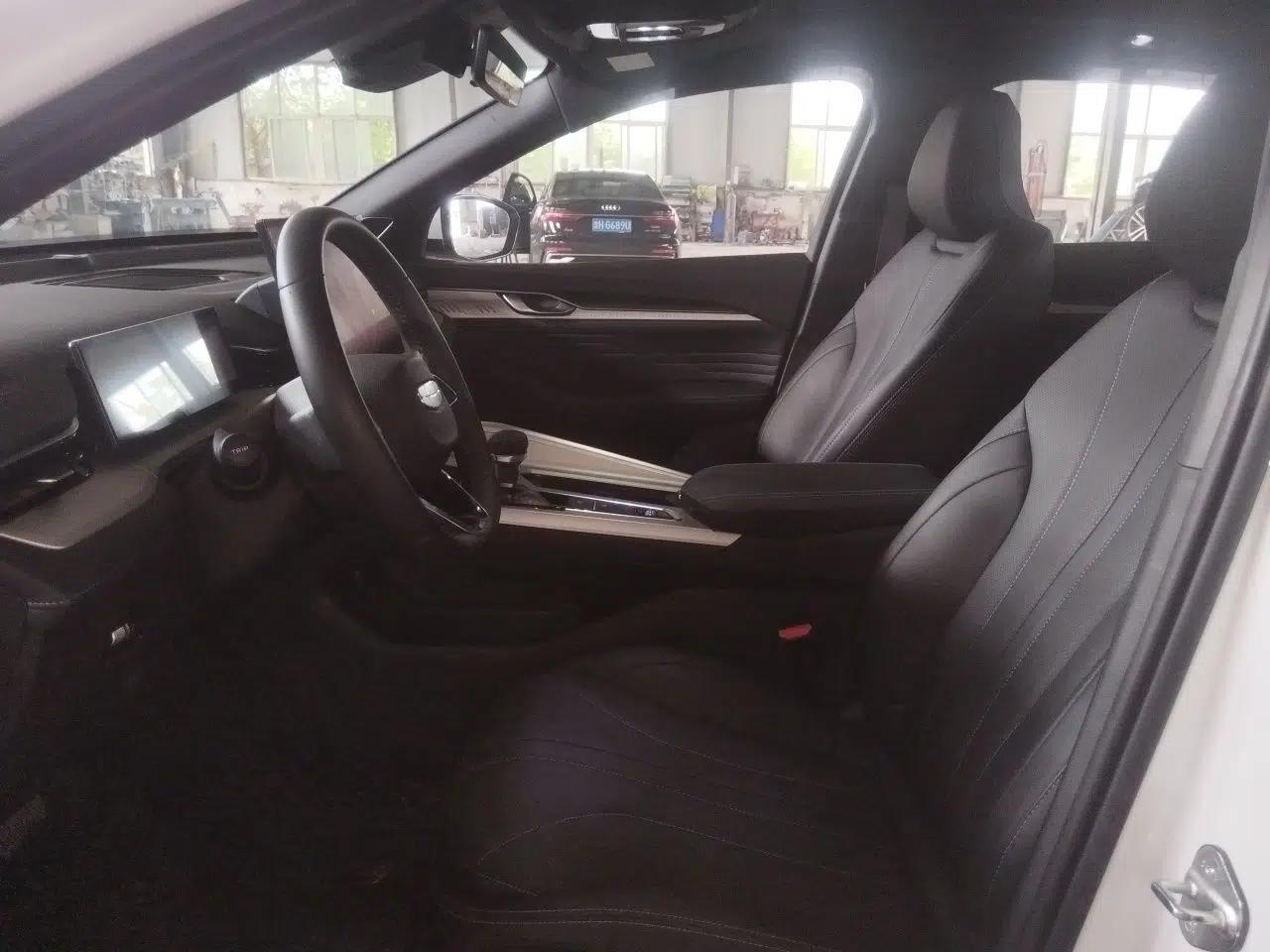 Geely Auto Preface 2025 Dongfang Yao 1.5TD Kunlun Edition — миниатюра 15
