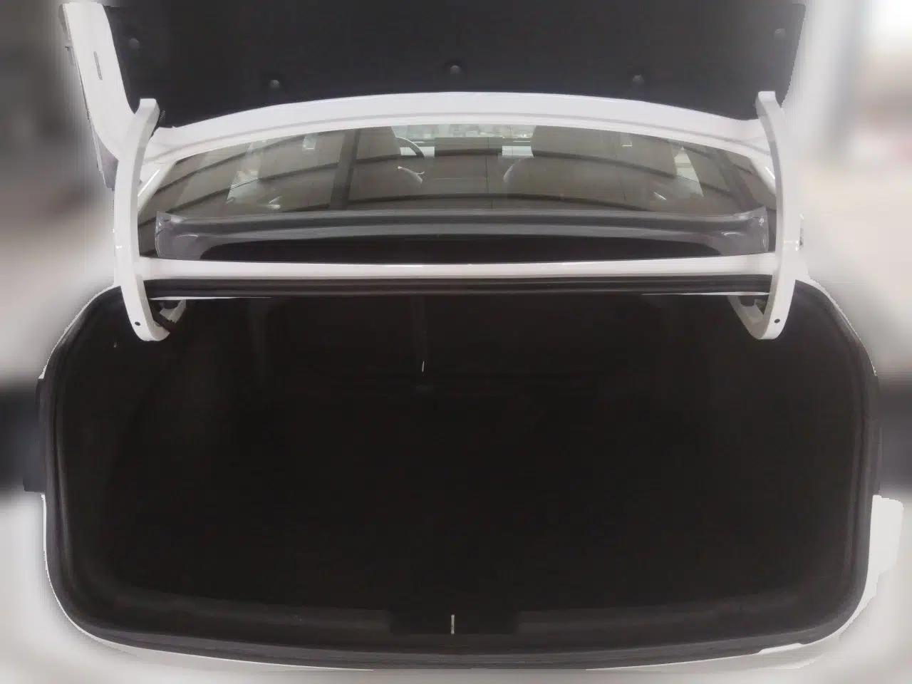 Geely Auto Preface 2025 Dongfang Yao 1.5TD Kunlun Edition — миниатюра 19