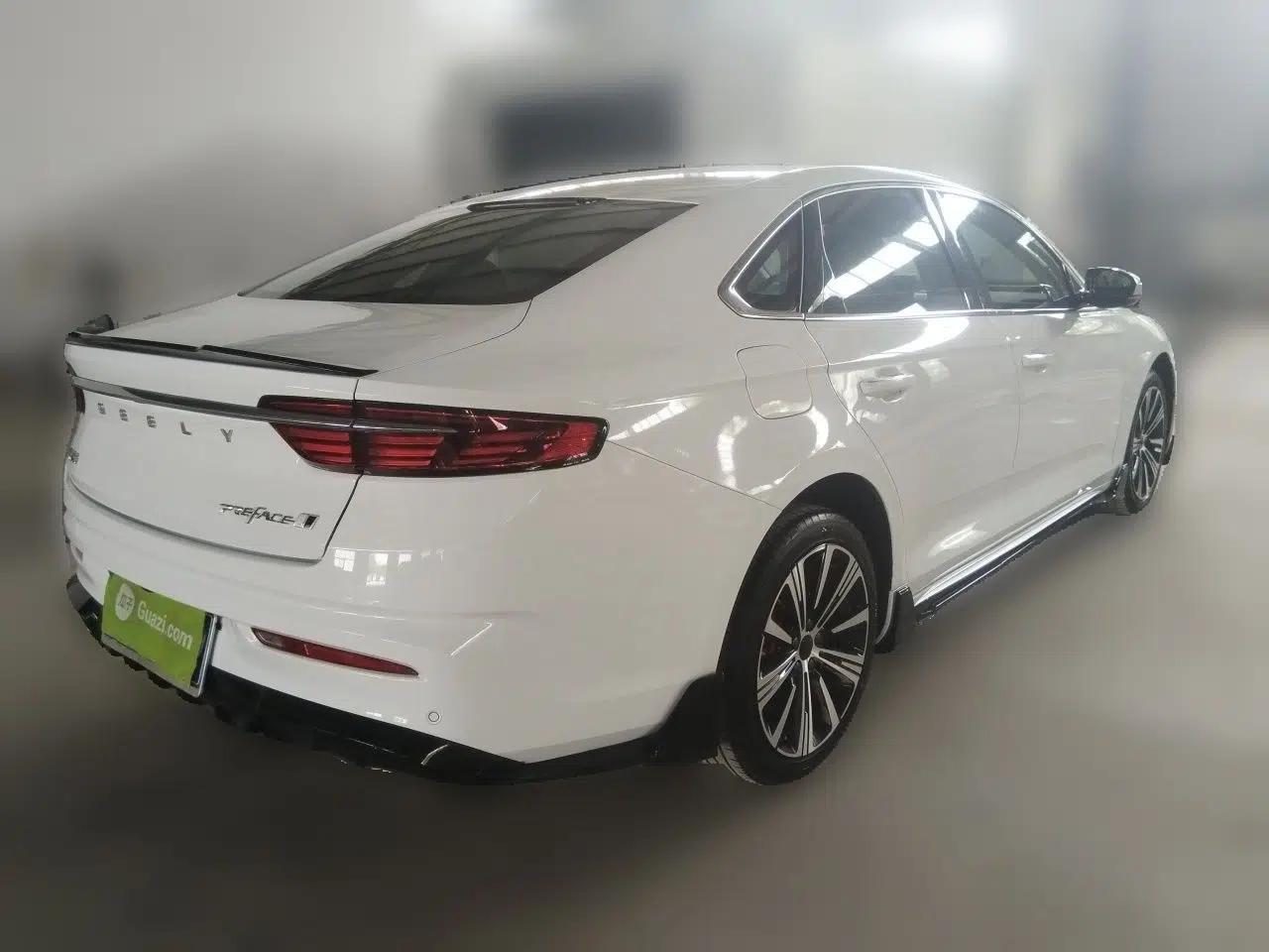 Geely Auto Preface 2025 Dongfang Yao 1.5TD Kunlun Edition — миниатюра 6