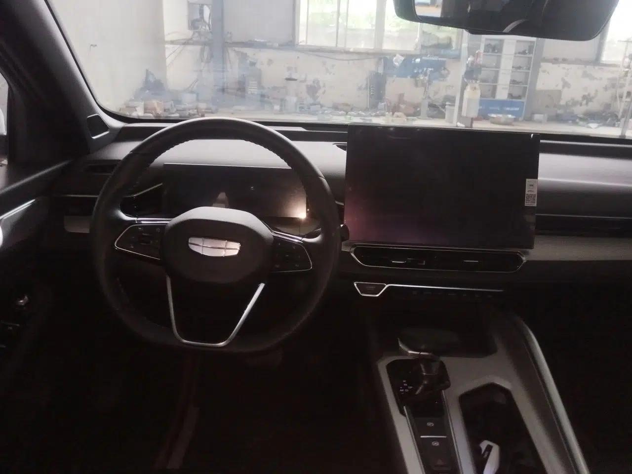 Geely Auto Preface 2025 Dongfang Yao 1.5TD Kunlun Edition — миниатюра 10
