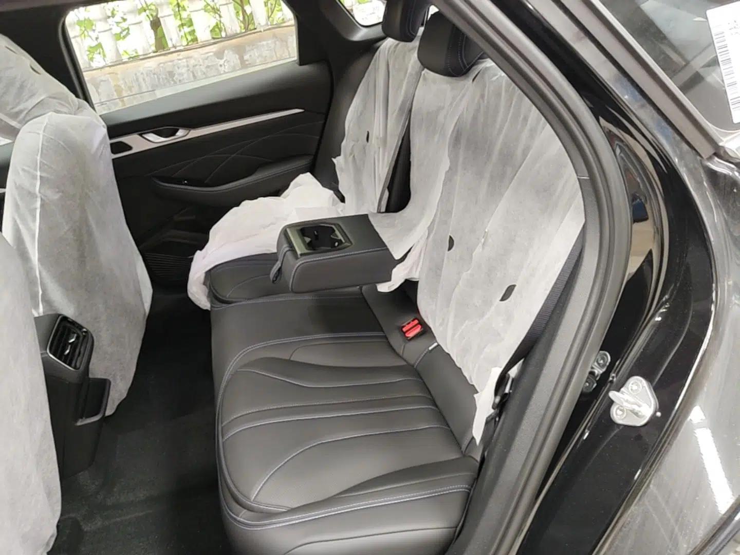 Geely Auto Preface 2026 Model Oriental Yao 1.5TD Kunlun Edition — миниатюра 20